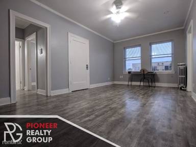 Main picture of 6930,6954,6971,6975 N Greenview Ave Apartments