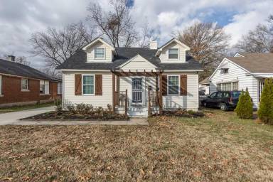 Main picture of 657 N Hollywood St