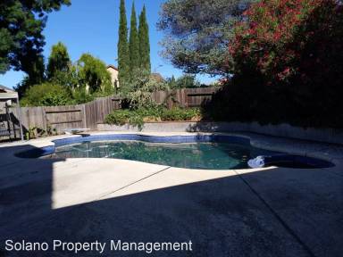 Main picture of 3038 Poplar Ct