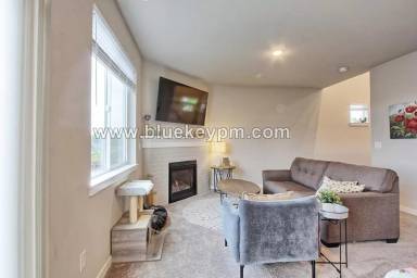 Main picture of 1708 NE 172nd St