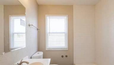 Main picture of 7428 Highland Ave