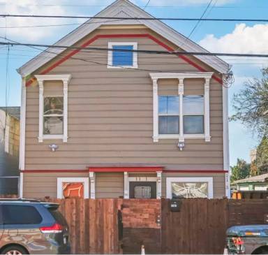 Main picture of 1161 34th St
