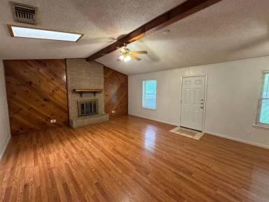 Main picture of 1803 Fairway Dr