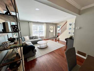 Main picture of 6256 Madison Ct