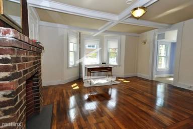 Main picture of 7-9 Griggs Pl