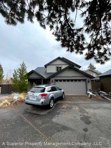 Main picture of 19649 Harvard Pl