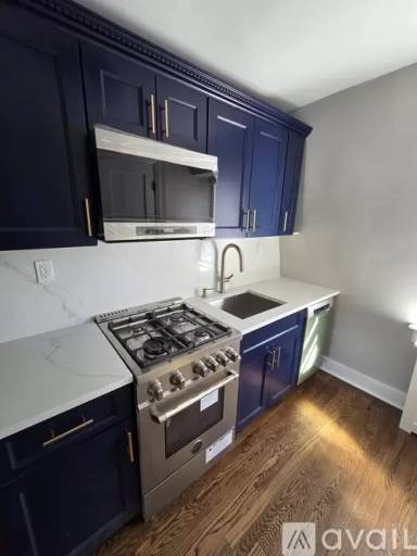 Main picture of 1097 Boston Post Rd