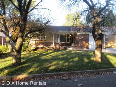 Main picture of 939 S Drury Ln
