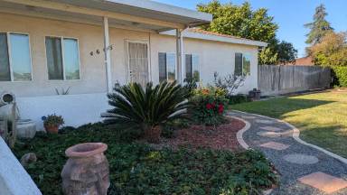 Main picture of 4665 W Hedges Ave