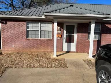 Main picture of 317 E Lucy Ave