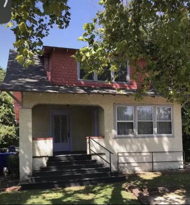 Main picture of 321 E Duffy St