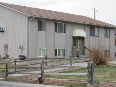 Main picture of 2580 S McKinley St
