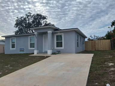 Main picture of 9835 Gray Fox Ln