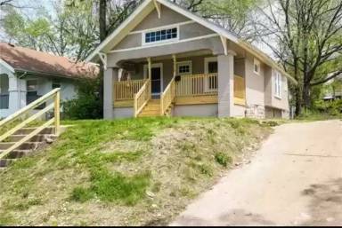 Main picture of 5519 Highland Ave