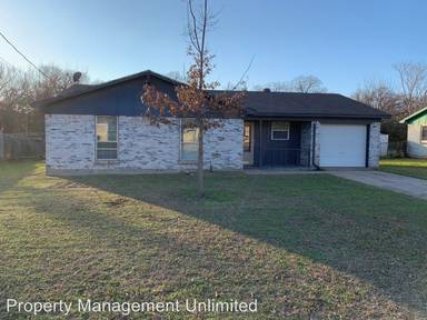 Main picture of 1240 Saturn Dr