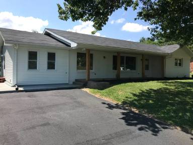 Main picture of 721 Ardmore Ln