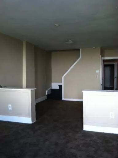 Main picture of 31 N Logan Ave