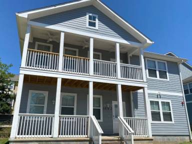 Main picture of Way - 1805 Bellevue Way
