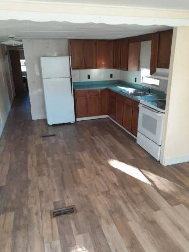 Main picture of 115 SE Wilford Ct