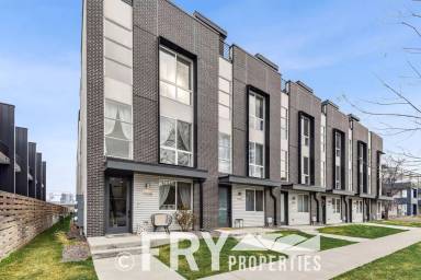 Main picture of 1908 Grove St