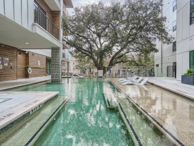 Main picture of Cascade Condominiums