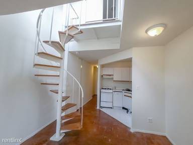 Main picture of 220 E 24th St