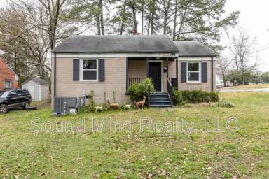 Main picture of 1721 Dallas St