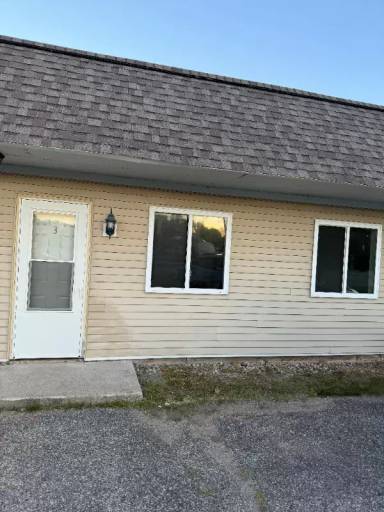 Main picture of 3850 N Shore Dr
