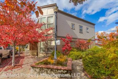 Main picture of 525 A St