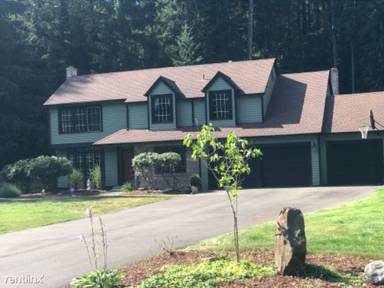 Main picture of 18304 NE 204th Ct