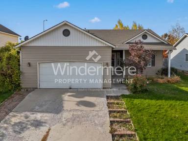 Main picture of 2702 Eton Ln