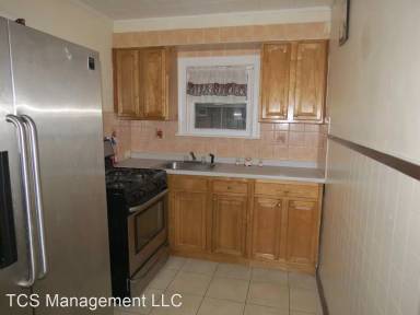 Main picture of 6555 Edmund St