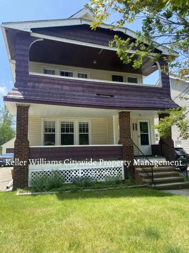 Main picture of 2144 Wascana Ave