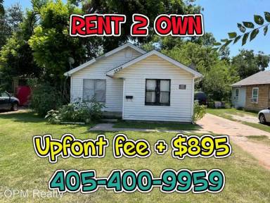 Main picture of 2438 SW 20th St