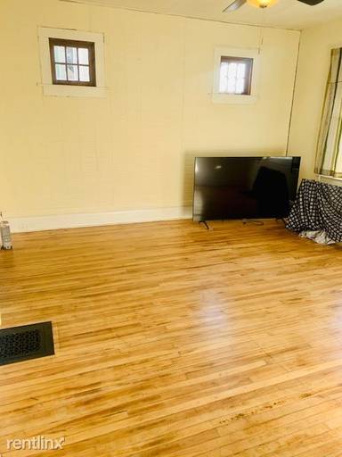 Main picture of 129 Tennyson Ave
