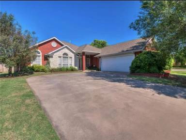 Main picture of 2552 Weymouth Way