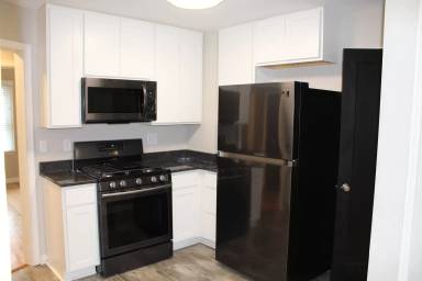 Main picture of 946 Sells Ave