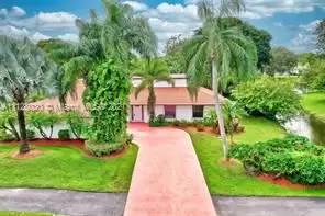 Main picture of 6666 Eastpointe Pines St