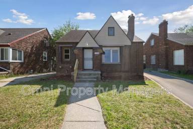 Main picture of 10366 Roxbury St