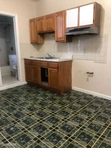 Main picture of 326 32nd St