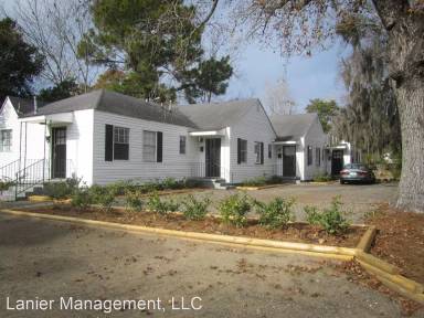 Main picture of 720 E 56th St