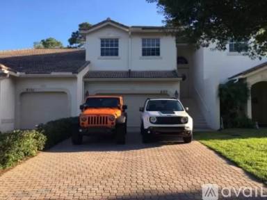 Main picture of 8103 Mulligan Cir