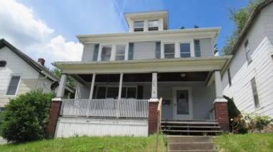 Main picture of 240 Bissell Ave