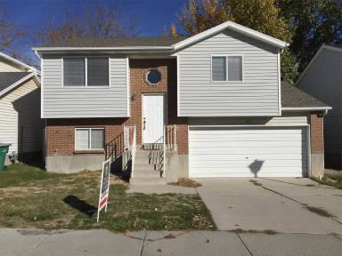 Main picture of 3170 W Shayla Dr