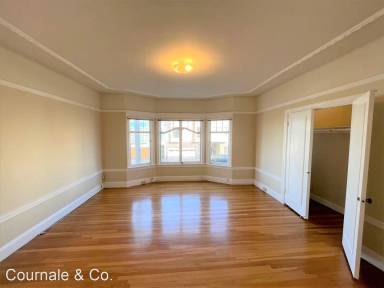 Main picture of 425 22nd Ave