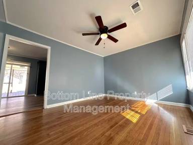 Main picture of 2806 Mary Ave