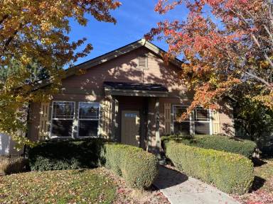 Main picture of 447 N Baxter Way