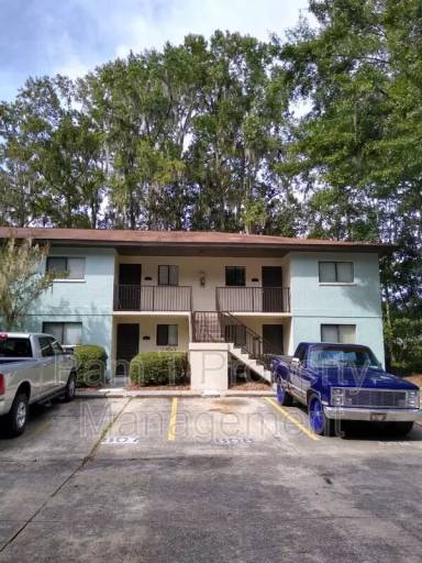 Main picture of Windsor Crossing Apartments