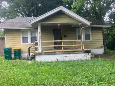 Main picture of 1130 N Dunham Ave