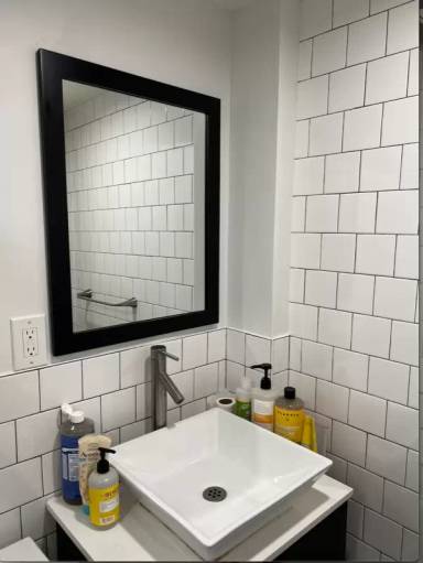 Main picture of 204 Lott Ave